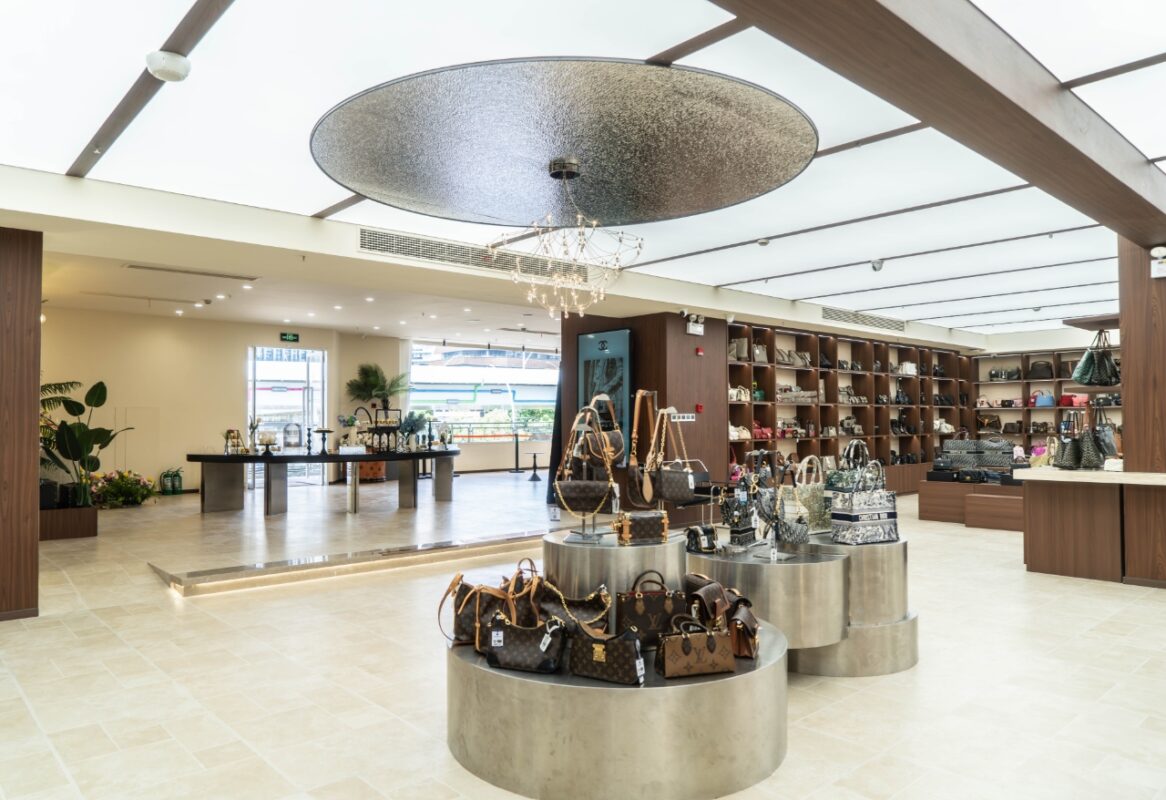 Curated pre-owned luxury collection at DS Vintage