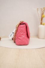 Chanel 19 Flap Bag Small Fuchsia Pink Lambskin Leather with Mixed Metal Hardware (29 Series) - Image 3