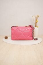 Chanel 19 Flap Bag Small Fuchsia Pink Lambskin Leather with Mixed Metal Hardware (29 Series) - Image 4