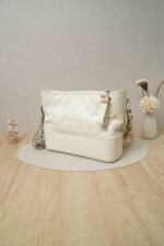 Chanel Gabrielle Medium Ivory (Milky White) Calfskin Leather with Mixed Metal Hardware (26 Series) - Image 2