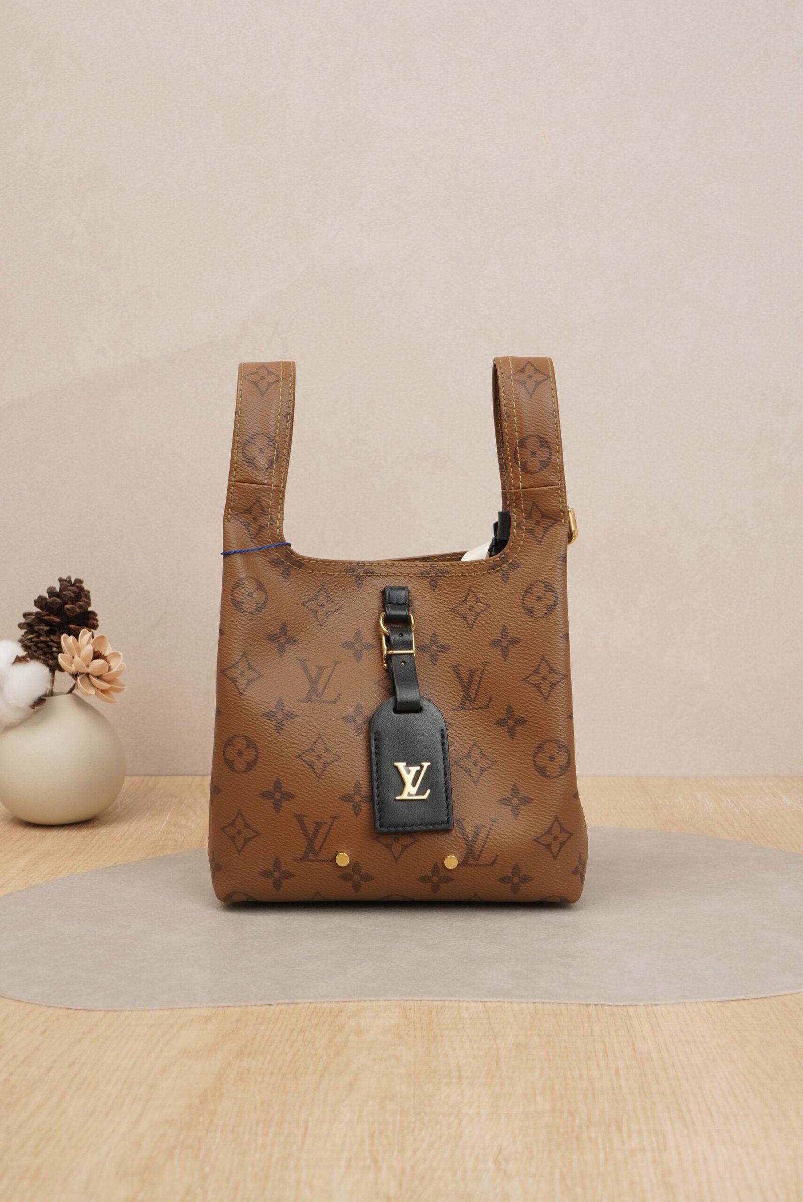 20251101202024563_60011 Louis Vuitton NeoNoé Monogram Canvas - Image 1