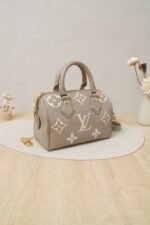 Louis Vuitton Speedy Bandoulière 20 Taupe Monogram Empreinte Leather (RFID Chip Version) - Image 2