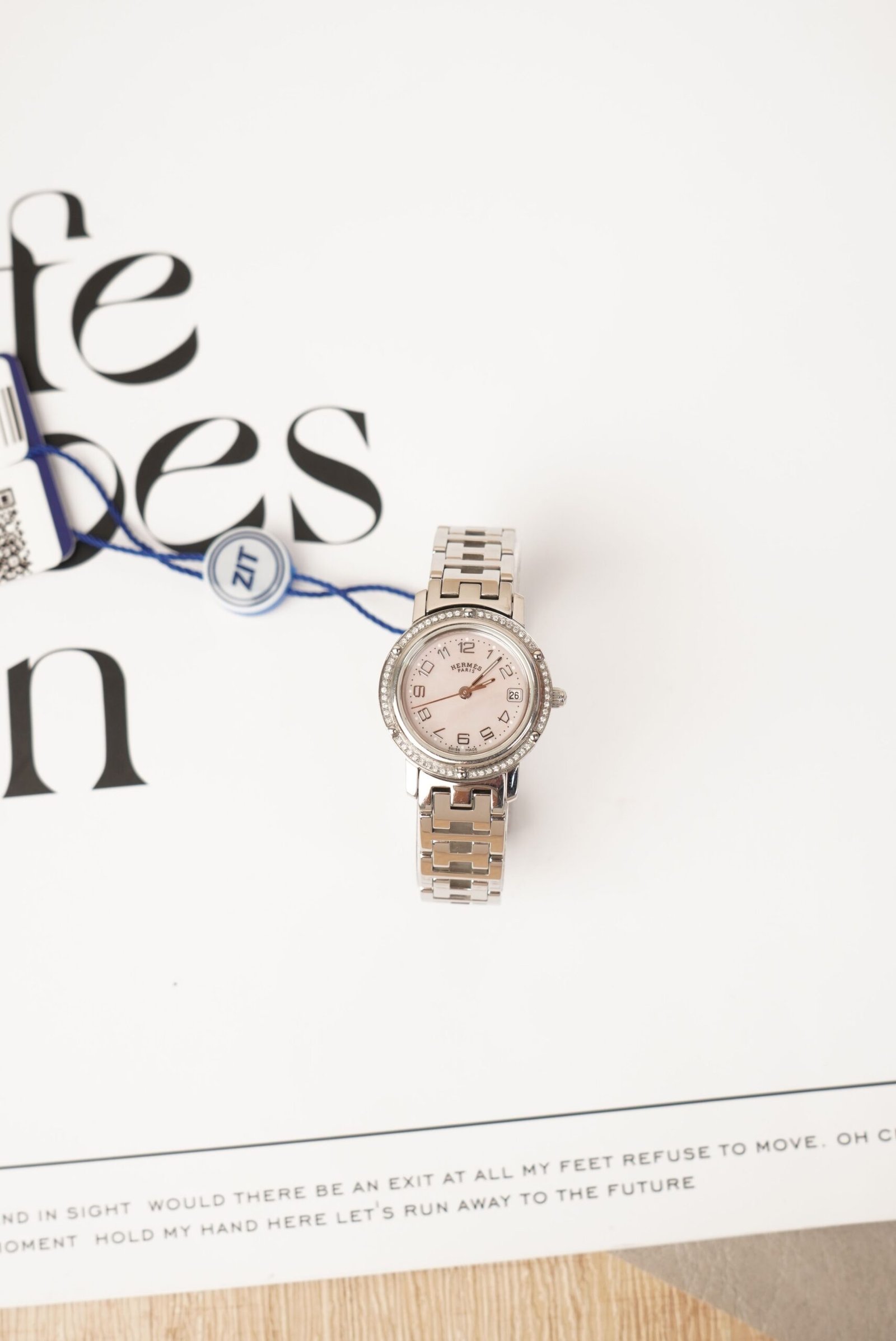 20251122130155134_17318 Hermès Women's Quartz Watch, 24mm, Pink Mother-of-Pearl Dial, Diamond-Set Case Back - Image 1